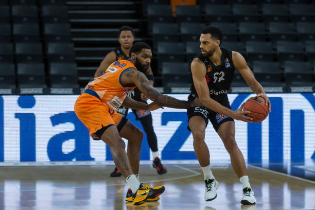 的比赛中寻 的比赛中寻